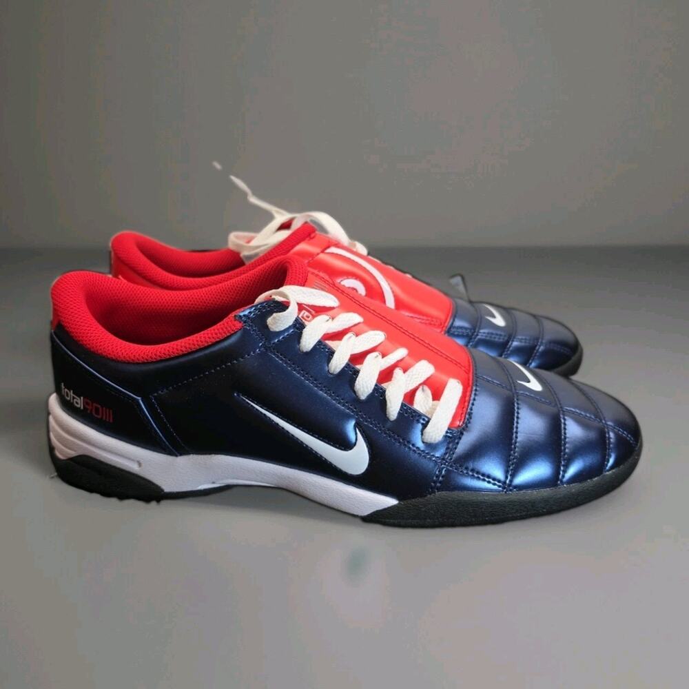Size 10 - Nike Total 90 3 SP USA
